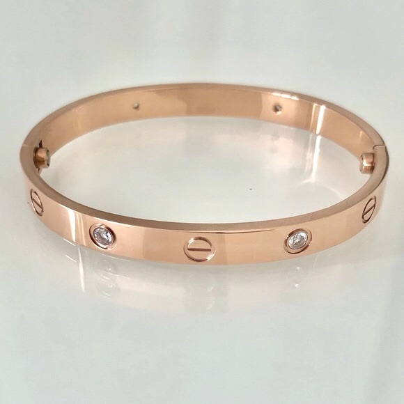 Rose Gold 4 Zirconia Screw Bracelet Classic Model - Picture 6 of 8